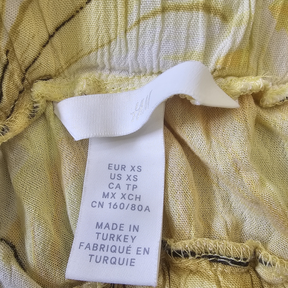 H&M Yellow Floral Set Top & Skirt - Picture 10 of 11